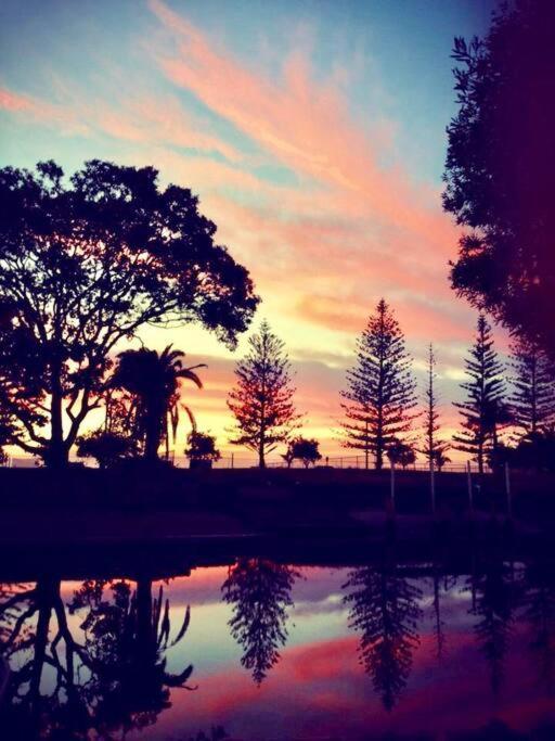 Broadwater Canal Frontage-Runaway Bay-Boat Ramp Gold Coast Dış mekan fotoğraf